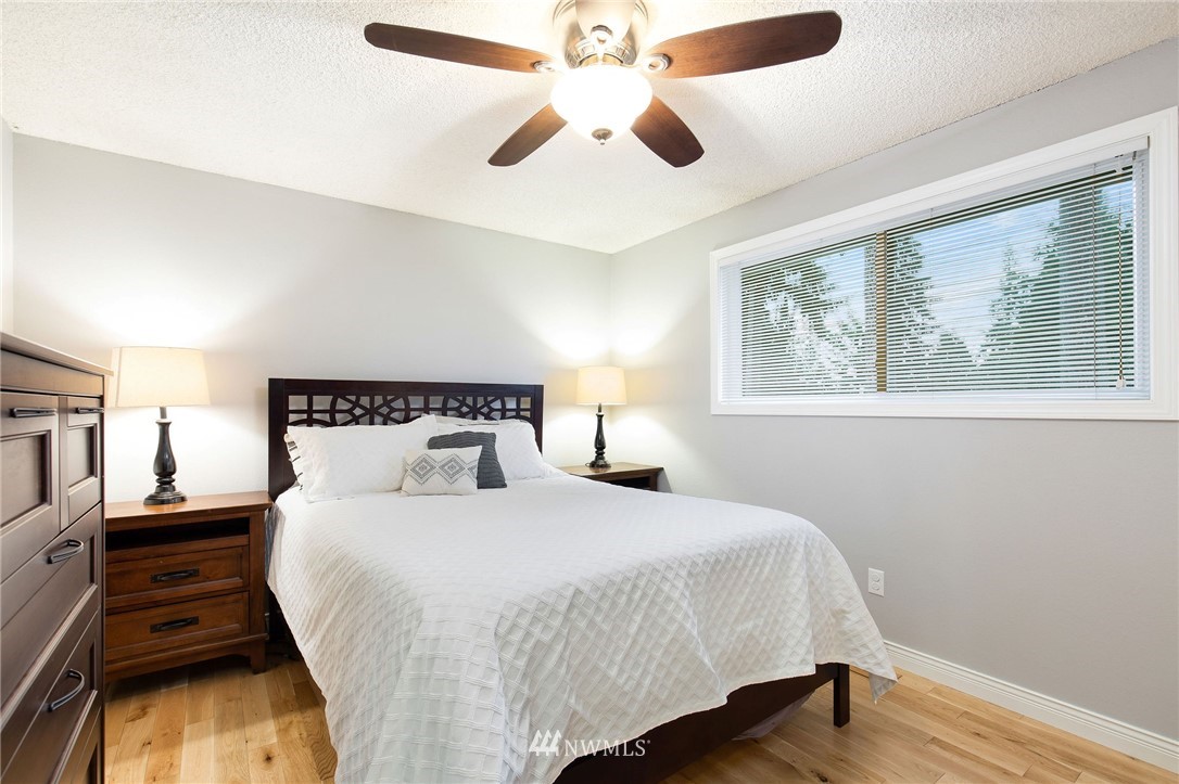 15511 Cascadian Way Bothell, WA 98012 - Photo 13 of 29 Gallery Image 13