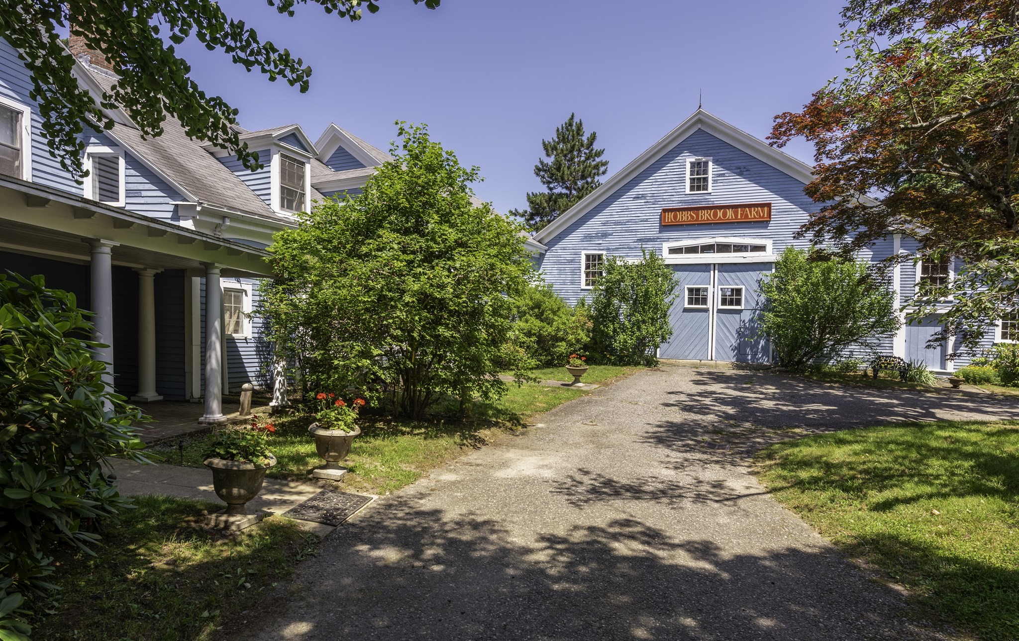 10 Reiling Pond Road Lincoln, MA 01773 - Photo 1 of 24 Gallery Image 1