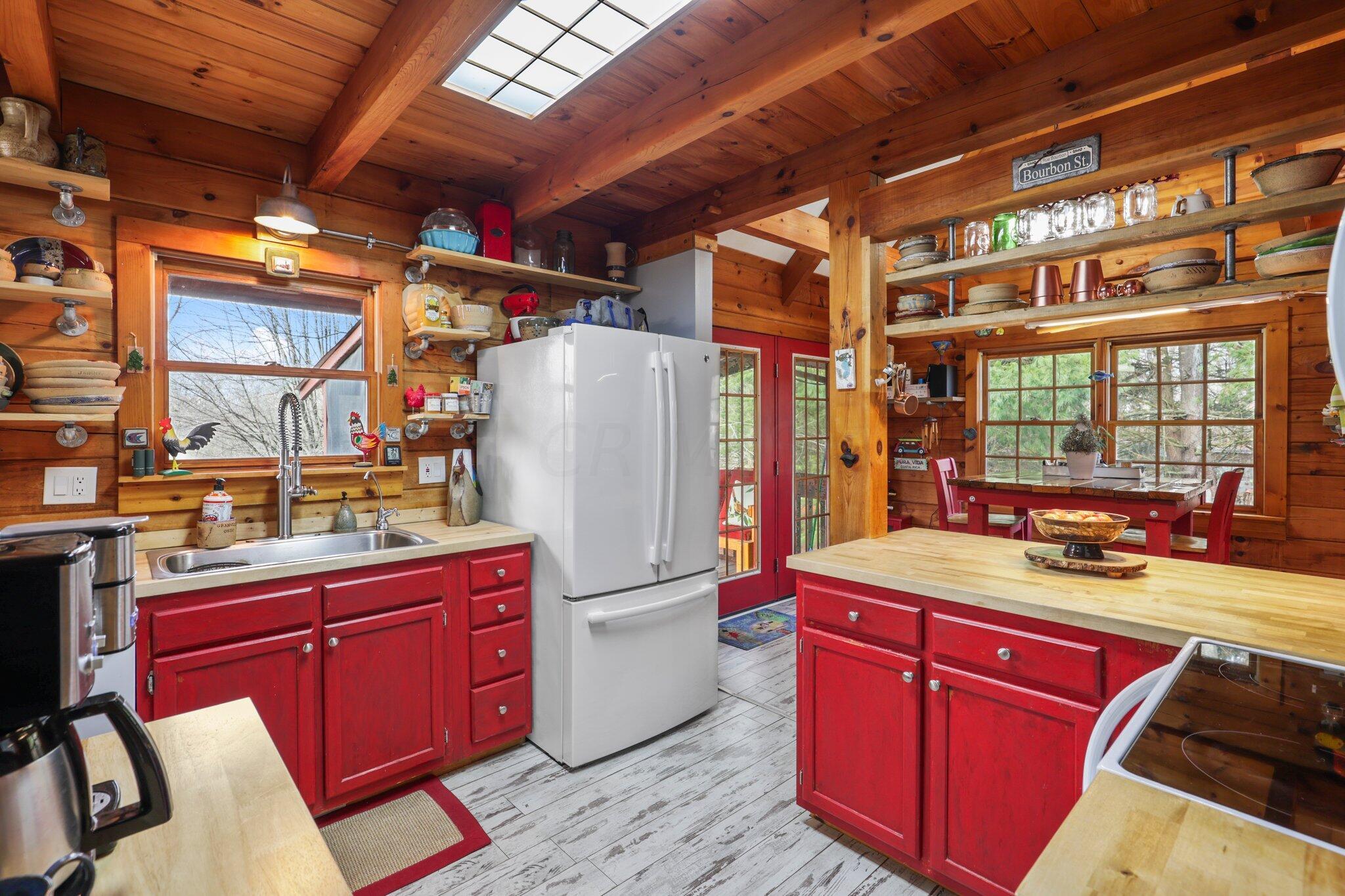 3995 Raccoon Valley Road Alexandria, OH 43001 - Photo 22 of 93 Kitchen