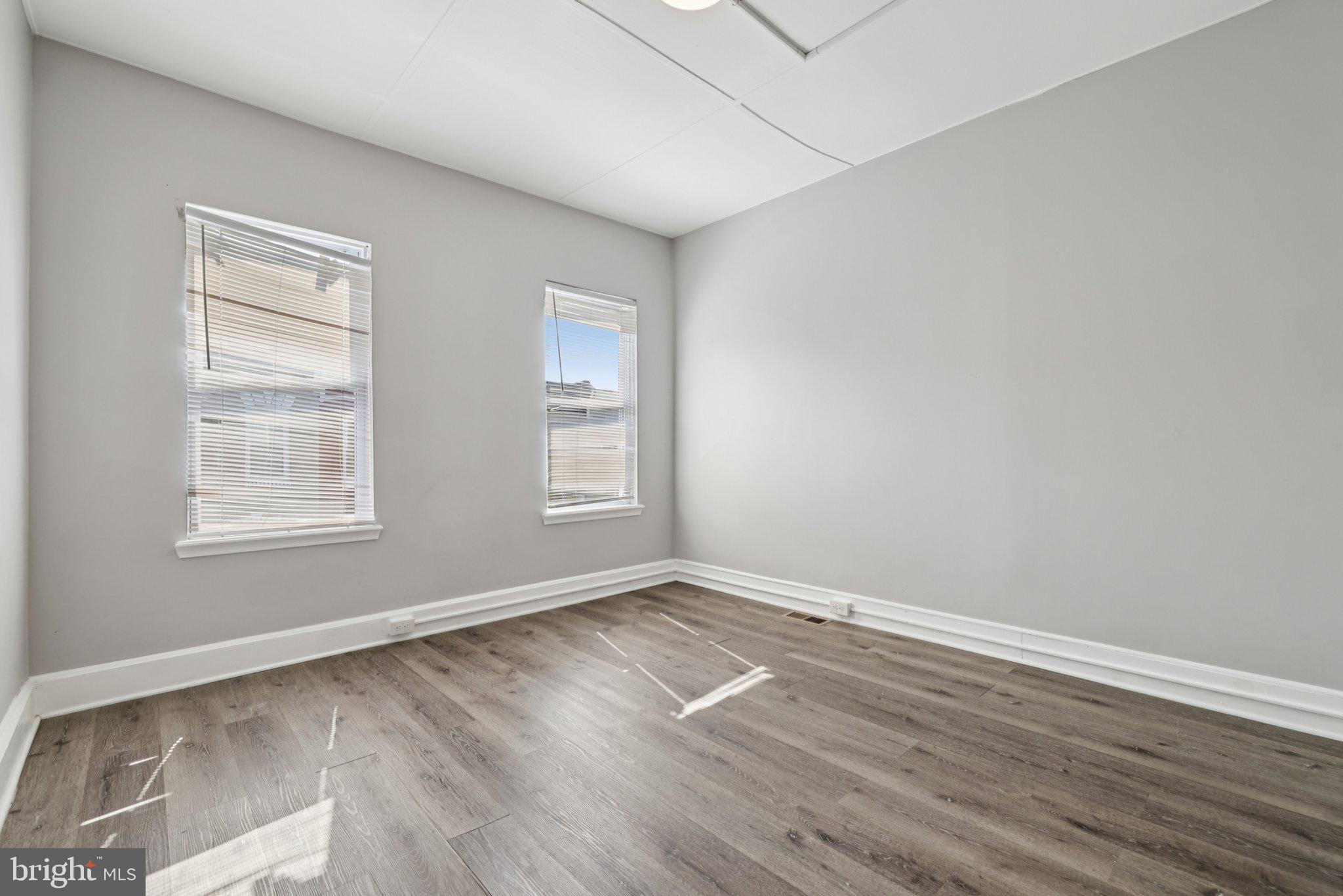 816 North Port Street Baltimore, MD 21205 - Photo 16 of 24