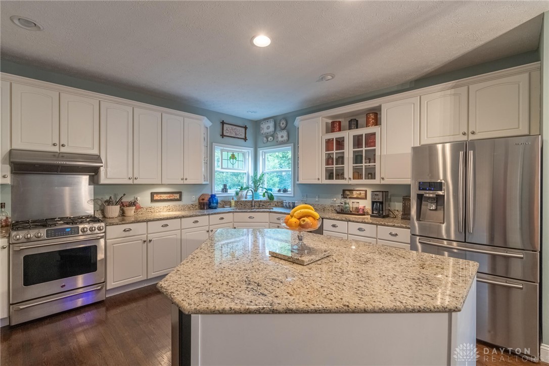 665 Springmill Drive Springboro, OH 45066 - Photo 11 of 49