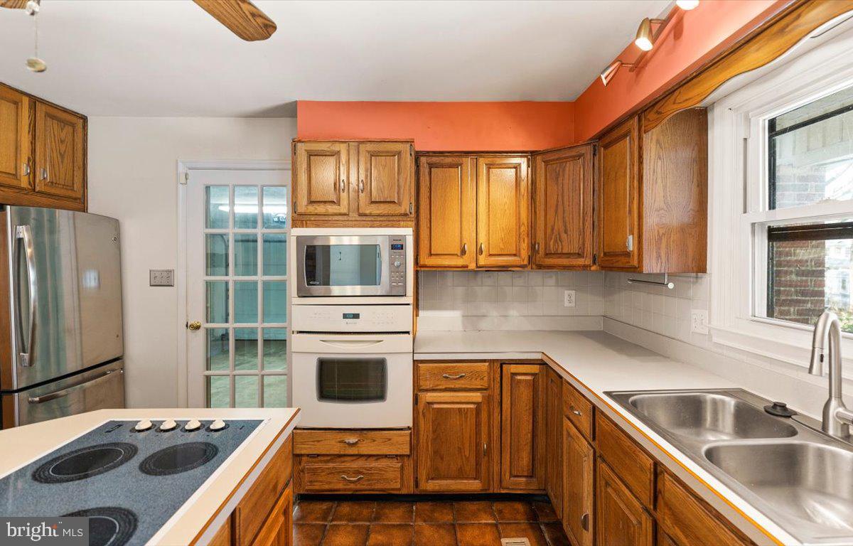 12620 Kahns Road Manassas, VA 20112 - Photo 24 of 68 Kitchen