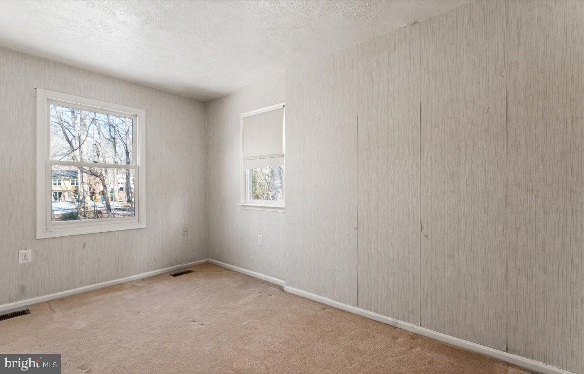 12620 Kahns Road Manassas, VA 20112 - Photo 36 of 68 Bedroom