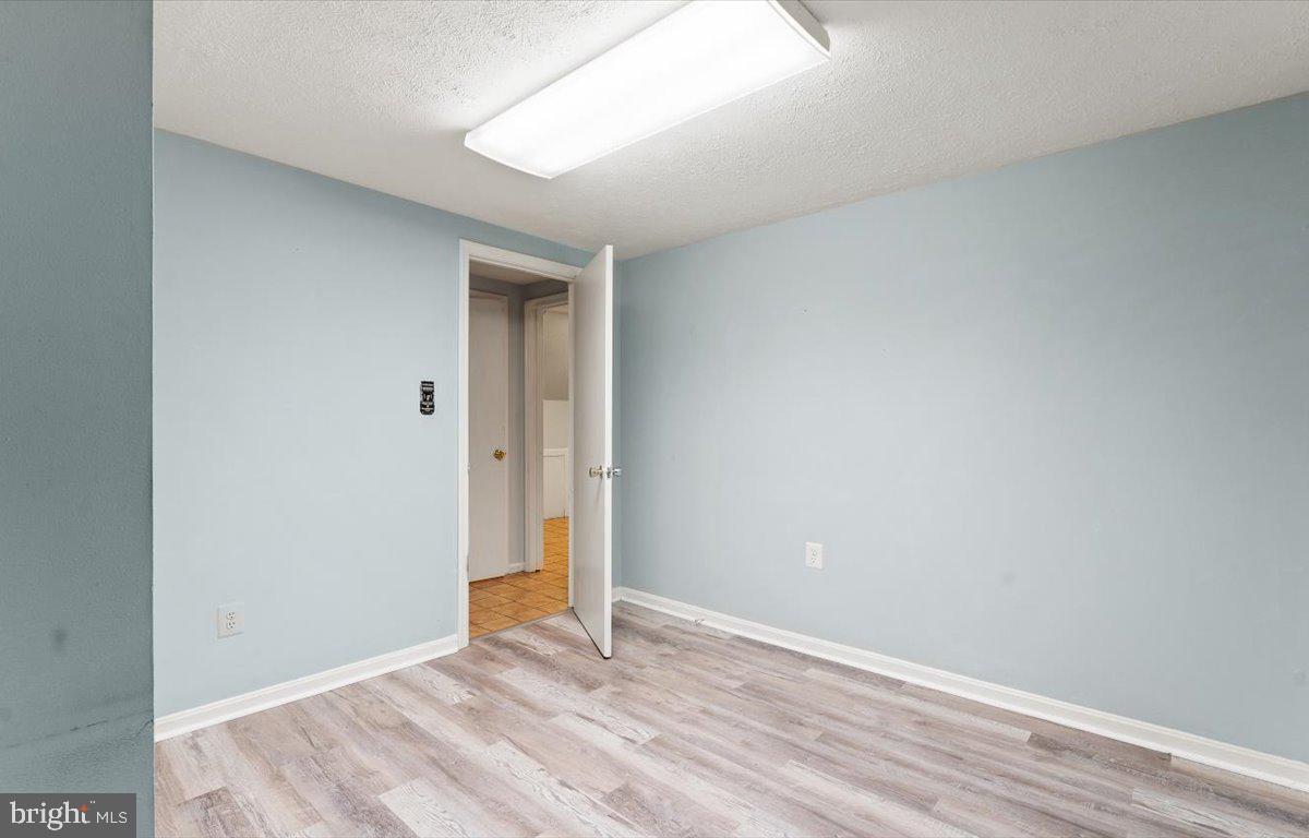 12620 Kahns Road Manassas, VA 20112 - Photo 45 of 68 Lower level bedroom