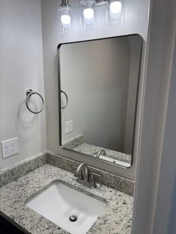 $1,400 | 95 East Wyly Street, Unit A B C & D, Waverly, TN 37185