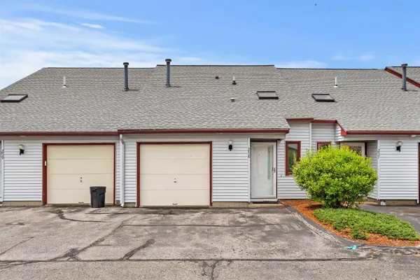 $300,000 | 258 Stonebridge Drive, Nashua, NH 03063