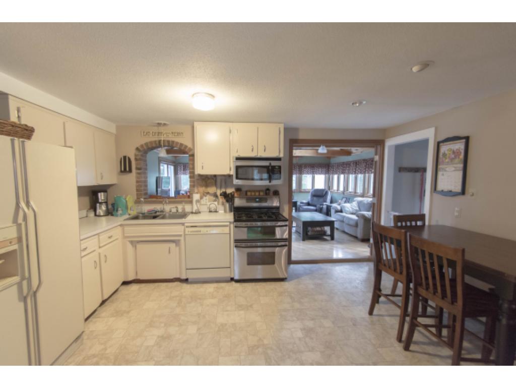 131 Ridgefield Drive Milford, NH 03055 - Photo 7 of 36 Gallery Image 7