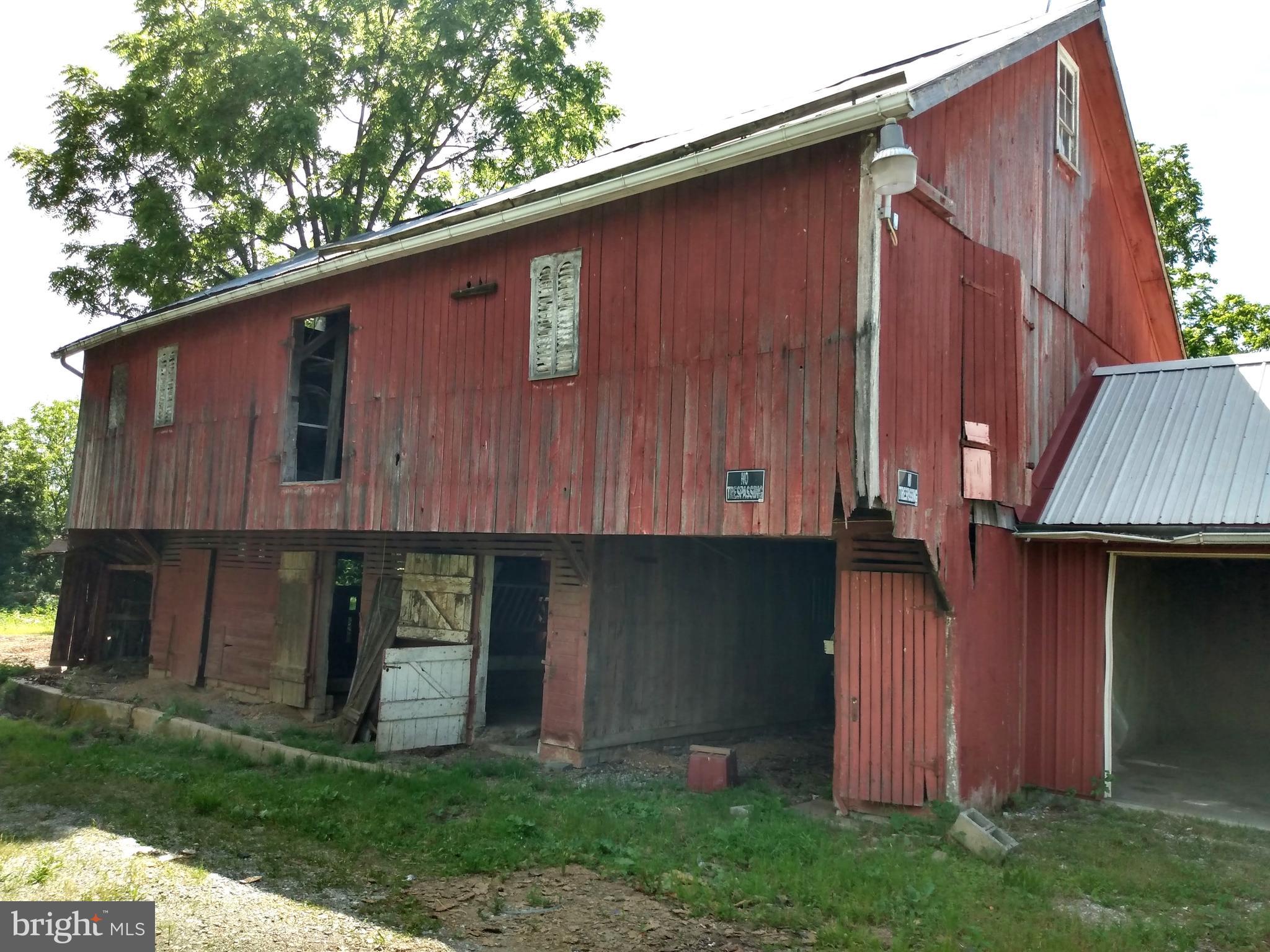 2897 Guilford Springs Road Chambersburg, PA 17202 - Photo 33 of 35 Barn