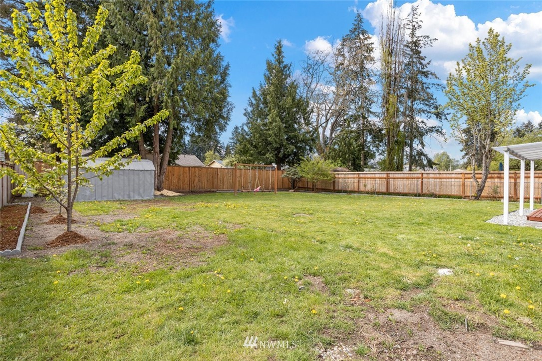 3907 Northeast 22nd Street Renton, WA 98056 - Photo 26 of 27