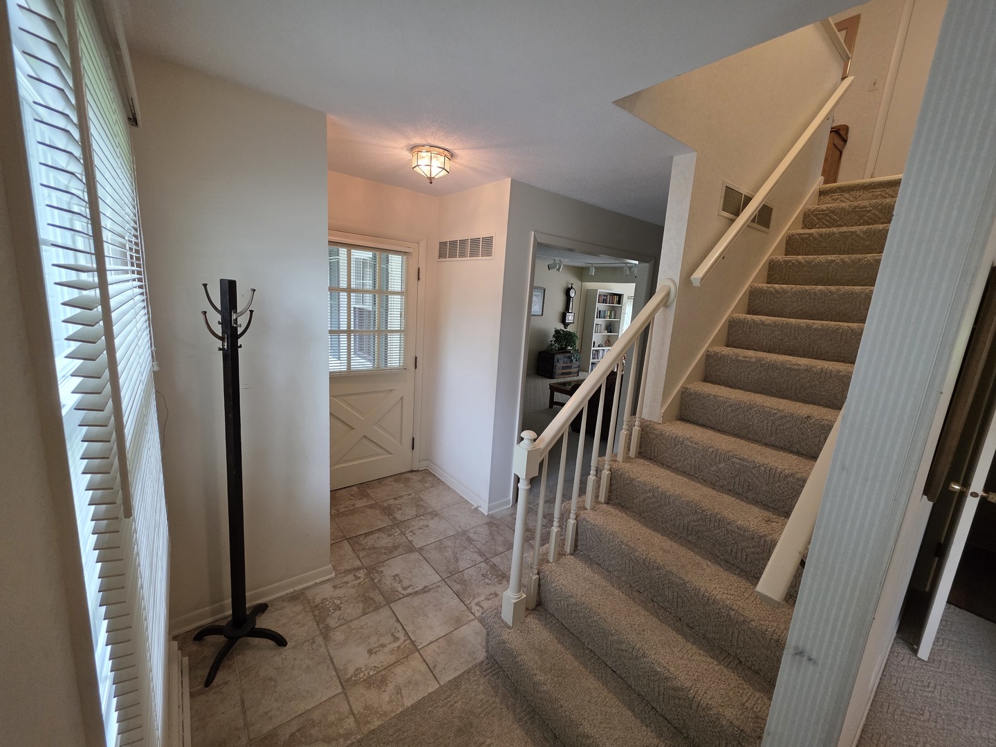 1108 Crestview Road Sterling, IL 61081 - Photo 3 of 42