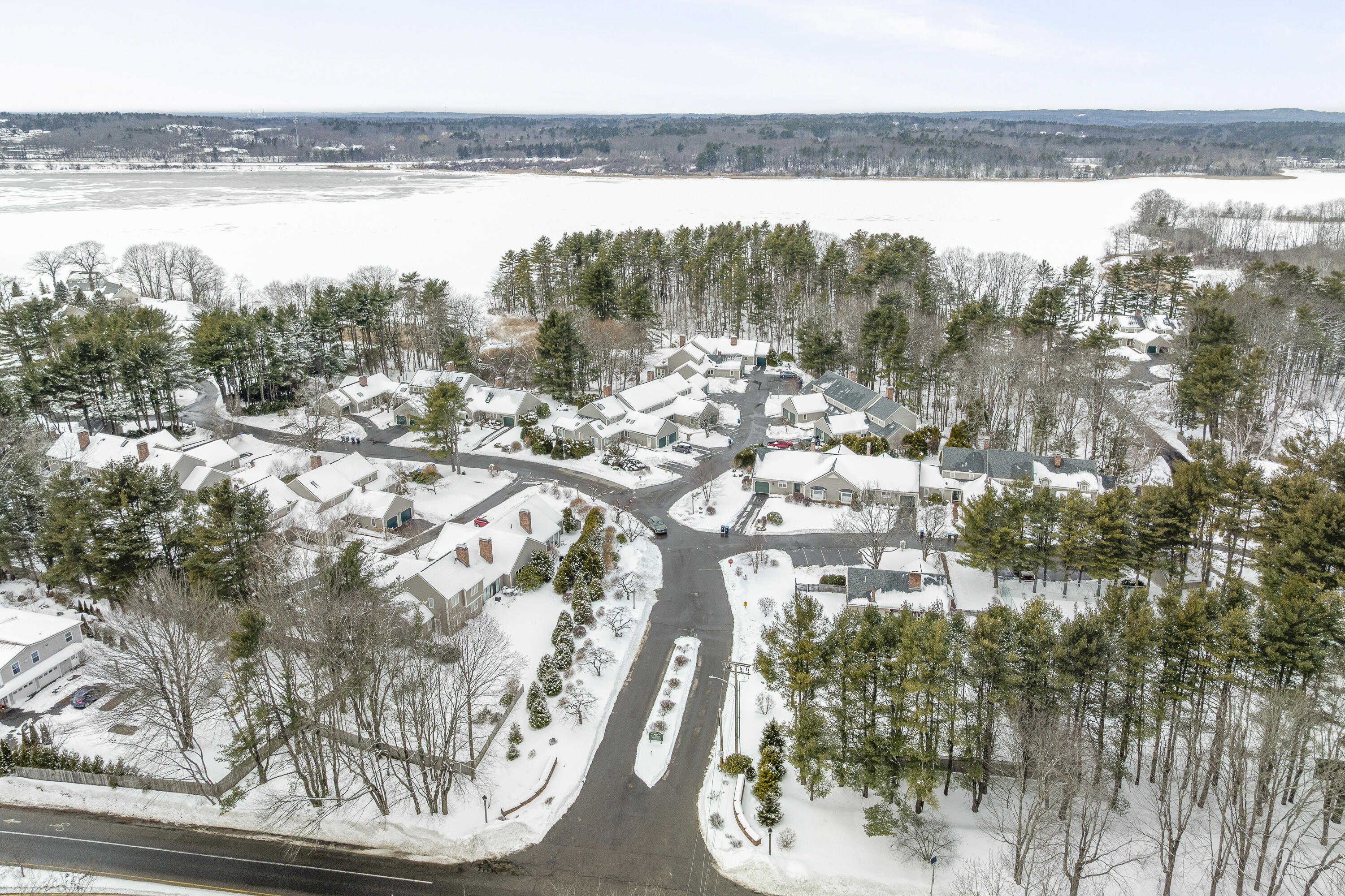 02-43 Foreside Commons Dr, Falmouth, ME-