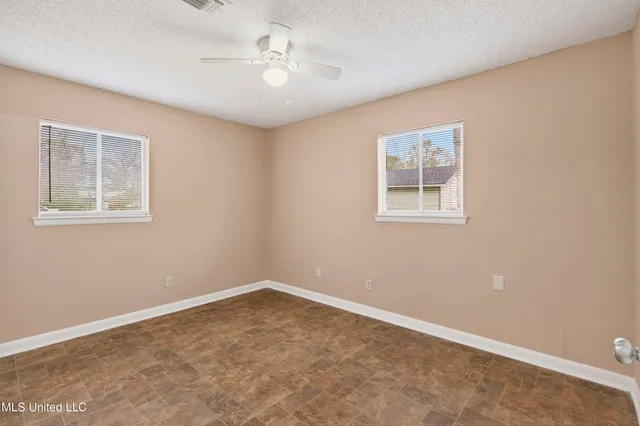 $119,000 | 3815 Pineview Drive, Pascagoula, MS 39581