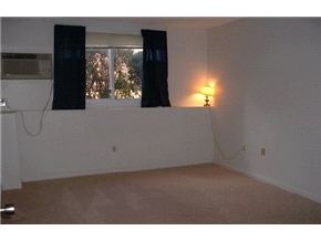 113 Cluff Crossing Road, Unit 11 Salem, NH 03079 - Photo 4 of 8