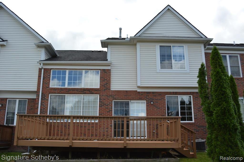 41737 Mitchell Road, Unit 72 Novi, MI 48377 - Photo 3 of 9