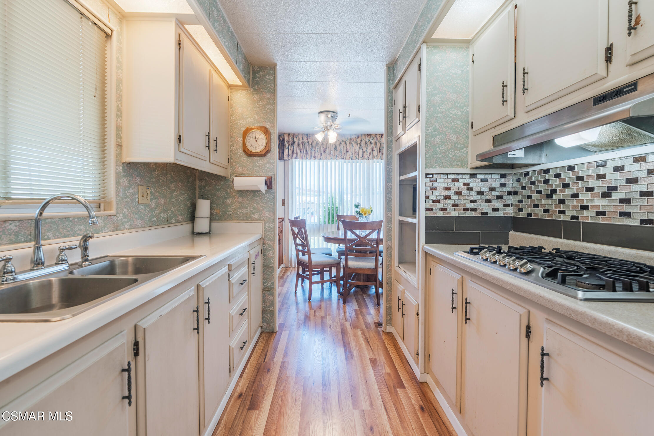 195 Tierra Rejada Road, Unit 160 Simi Valley, CA 93065 - Photo 19 of 35 _A740638-HDR