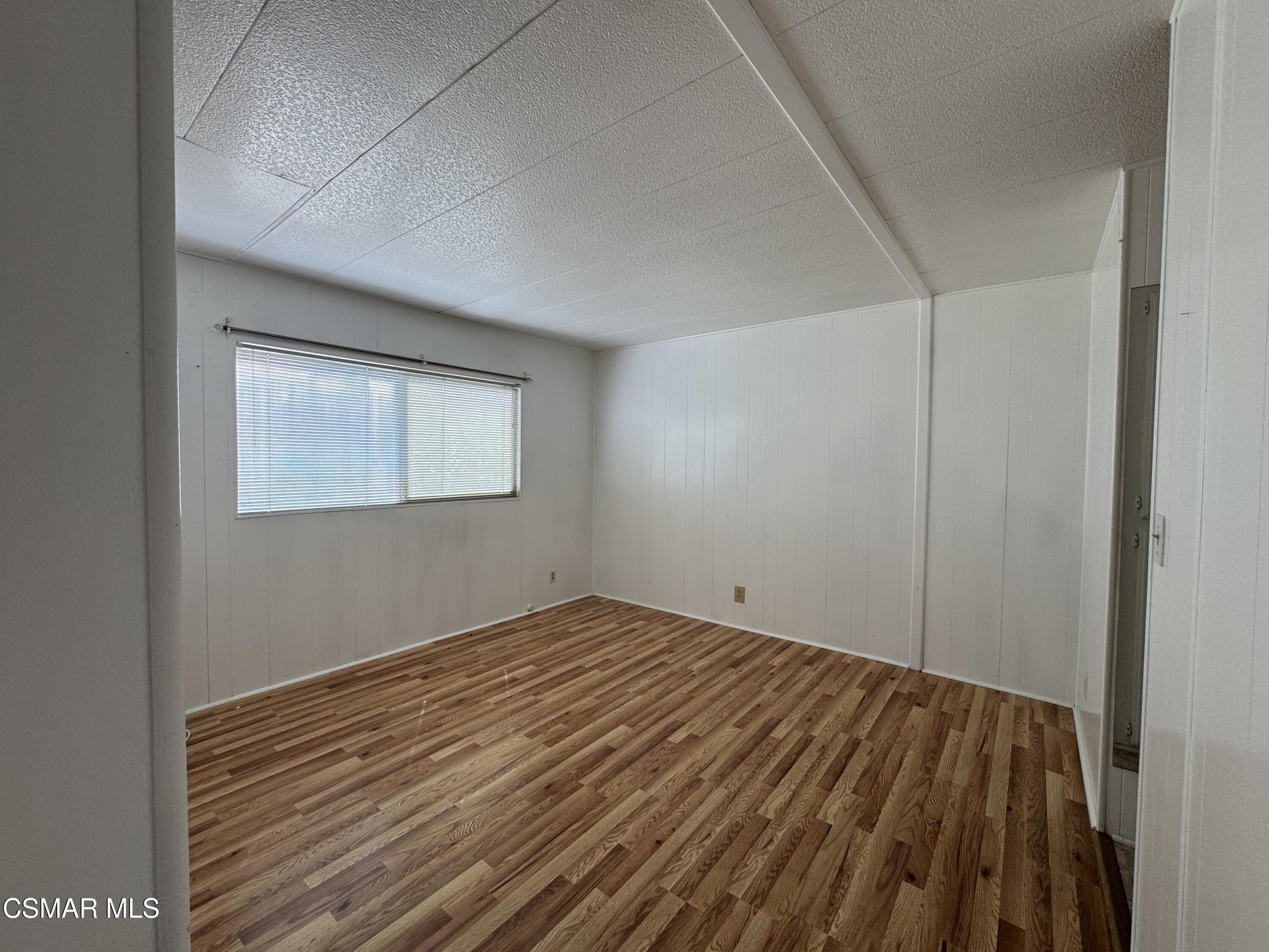 195 Tierra Rejada Road, Unit 160 Simi Valley, CA 93065 - Photo 9 of 35 IMG_1400