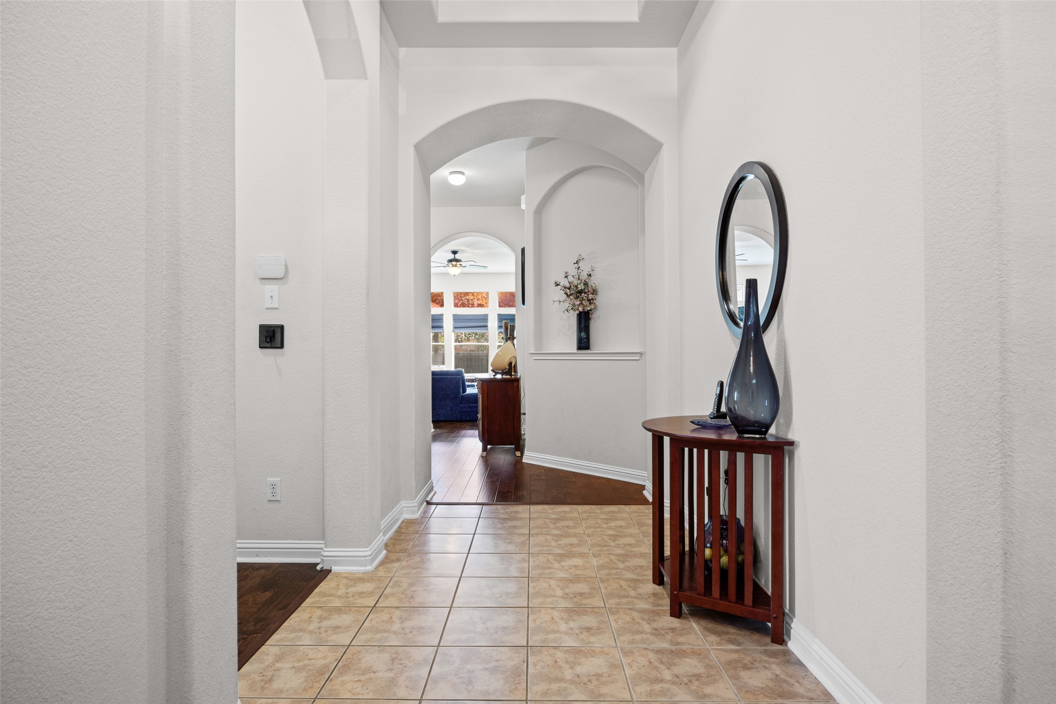 10125 Anahuac Trail Austin, TX 78747 - Photo 4 of 24