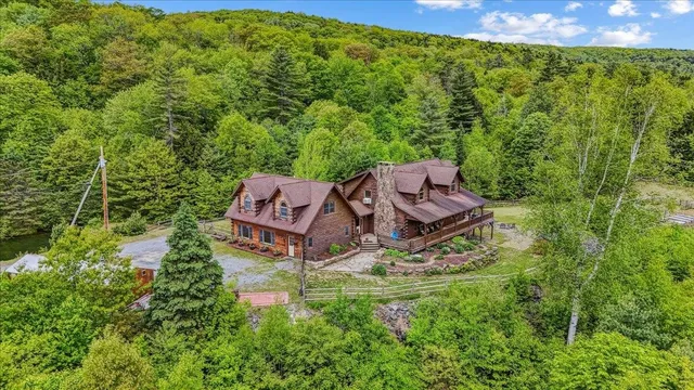 $999,999 | 154 Manley Hill Road, West Fairlee, VT 05045