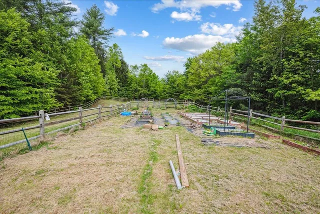 $999,999 | 154 Manley Hill Road, West Fairlee, VT 05045