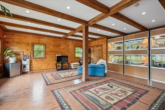 $999,999 | 154 Manley Hill Road, West Fairlee, VT 05045