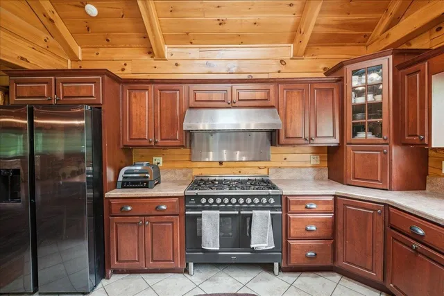 $999,999 | 154 Manley Hill Road, West Fairlee, VT 05045