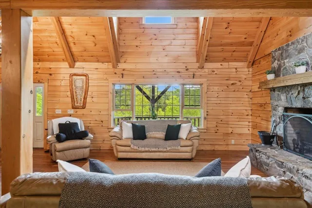 $999,999 | 154 Manley Hill Road, West Fairlee, VT 05045