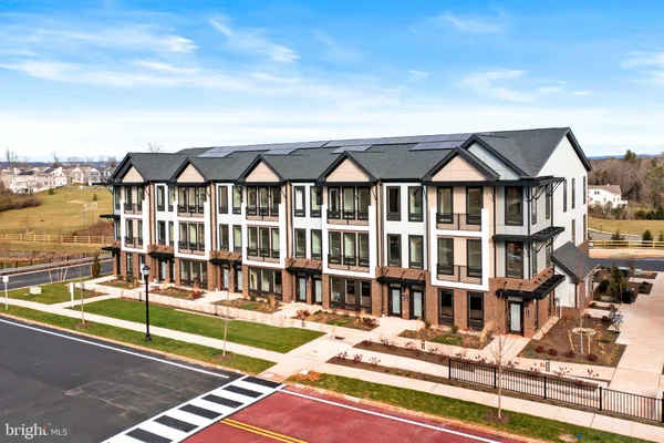 a view of a large white building