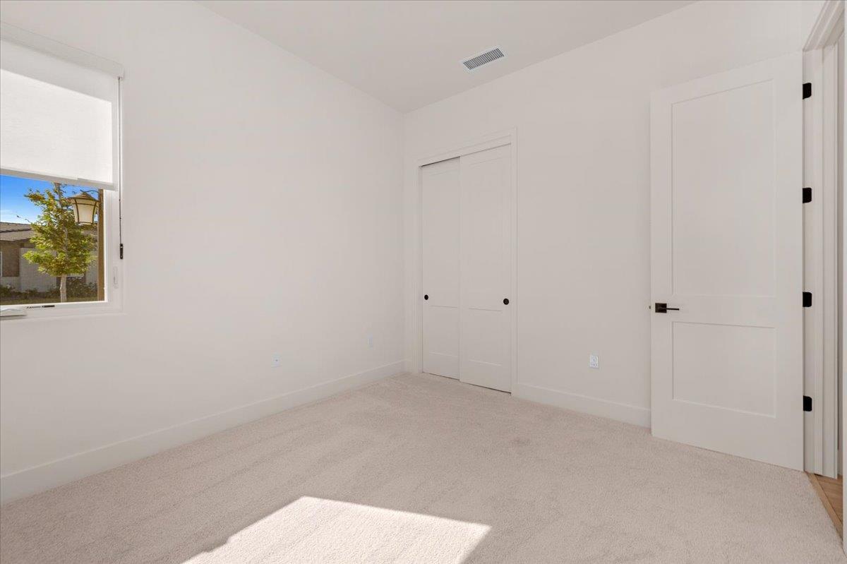 1023 Beaver Pond Loop Madera, CA 93636 - Photo 32 of 70 Gallery Image 32