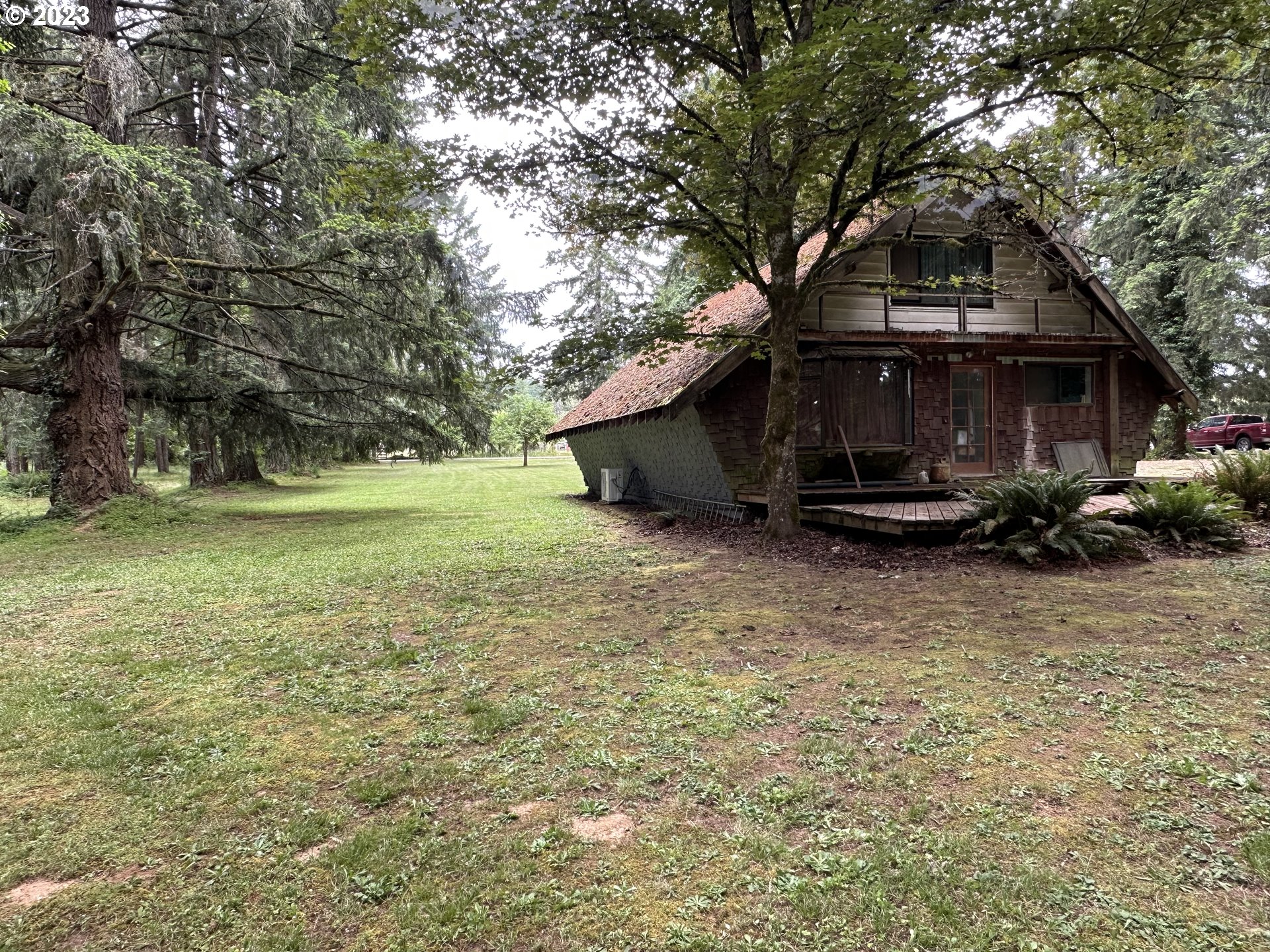 26627 Pickens Road Eugene, OR 97402 - Photo 7 of 15 Gallery Image 7