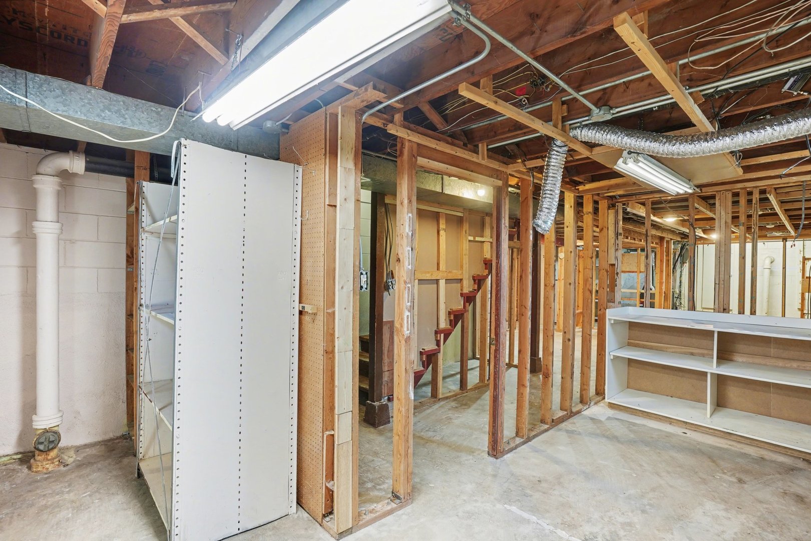 1124 West Hawkins Street Kankakee, IL 60901 - Photo 19 of 22 a view of entryway