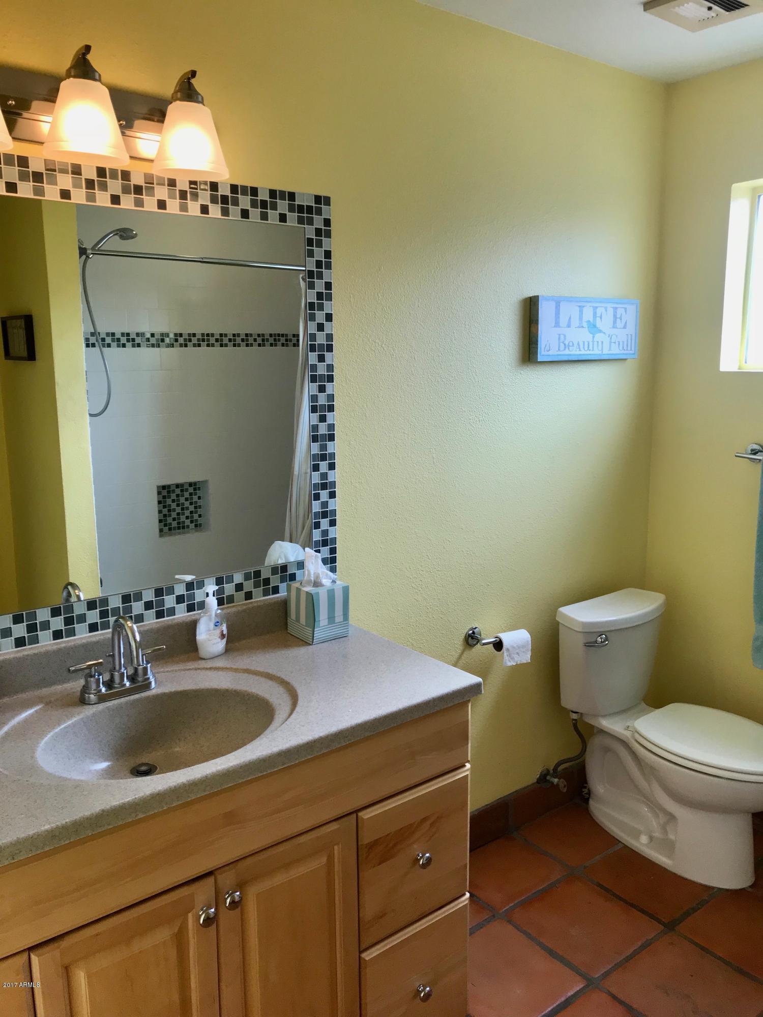2917 East Bloomfield Road Phoenix, AZ 85032 - Photo 13 of 32 Hall Bath 1
