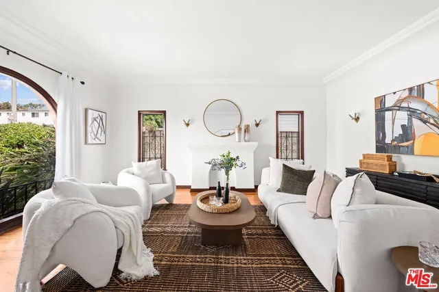 $2,295,000 | 822 Pine Street, Santa Monica, CA 90405