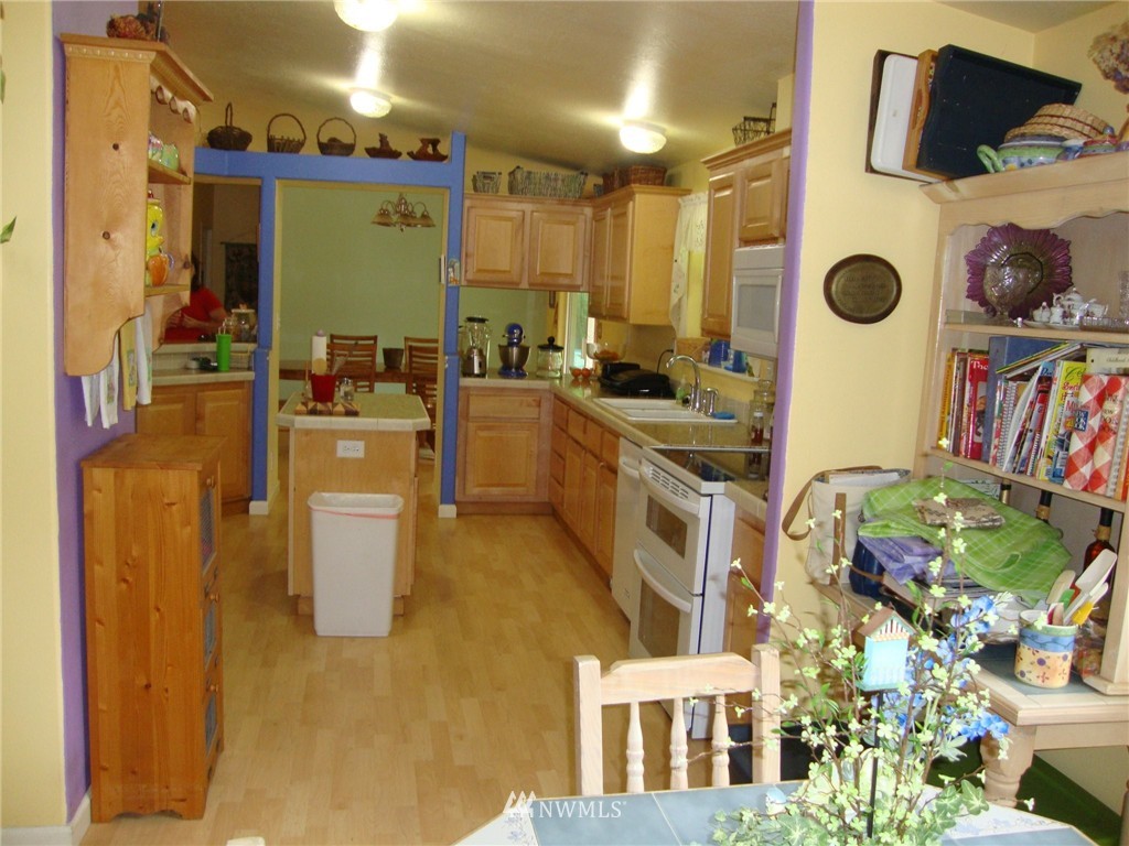 523 Carlson Road Snohomish, WA 98290 - Photo 9 of 23