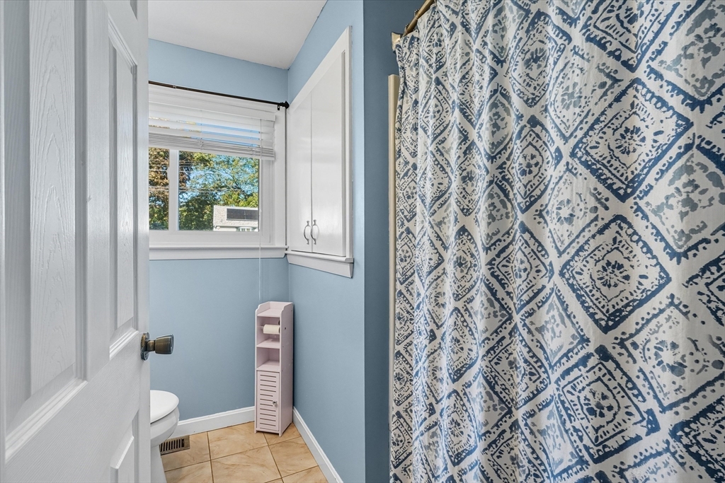 17 Oakvale Road Framingham, MA 01701 - Photo 23 of 42 Gallery Image 23
