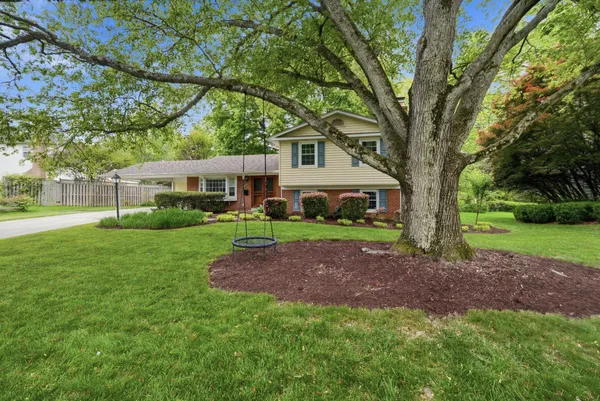 $4,300 | 4804 King Richard Drive, Annandale, VA 22003