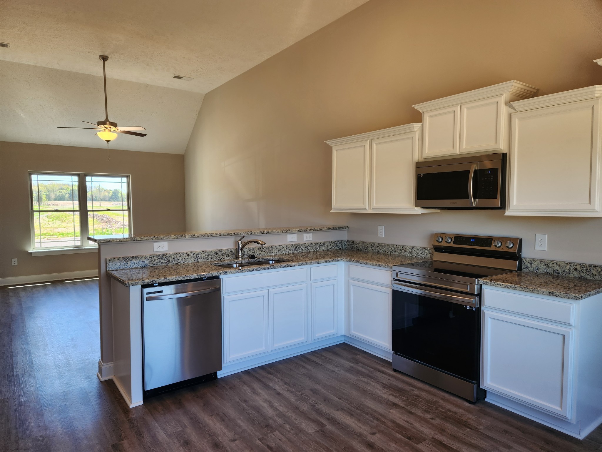 2256 Red Barn Road Christiana, TN 37037 - Photo 8 of 30 Gallery Image 8