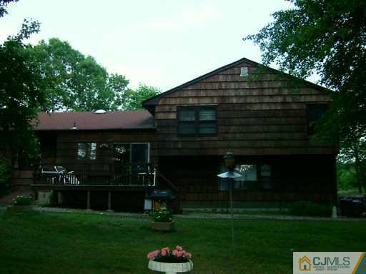 77 Fresh Ponds Road East Brunswick, NJ 08816 - Photo 8 of 8 Gallery Image 8