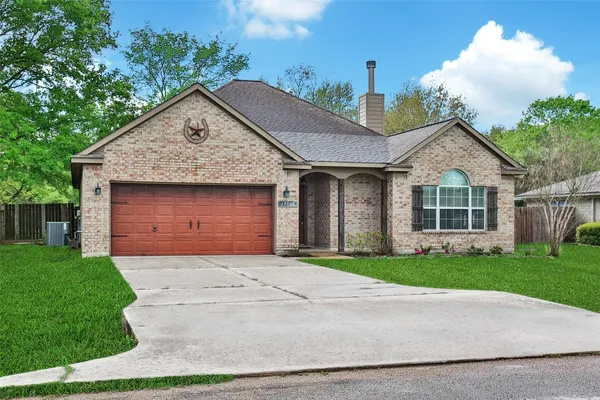 $2,300 | 15575 Kitty Hawk Drive, Waller, TX 77484