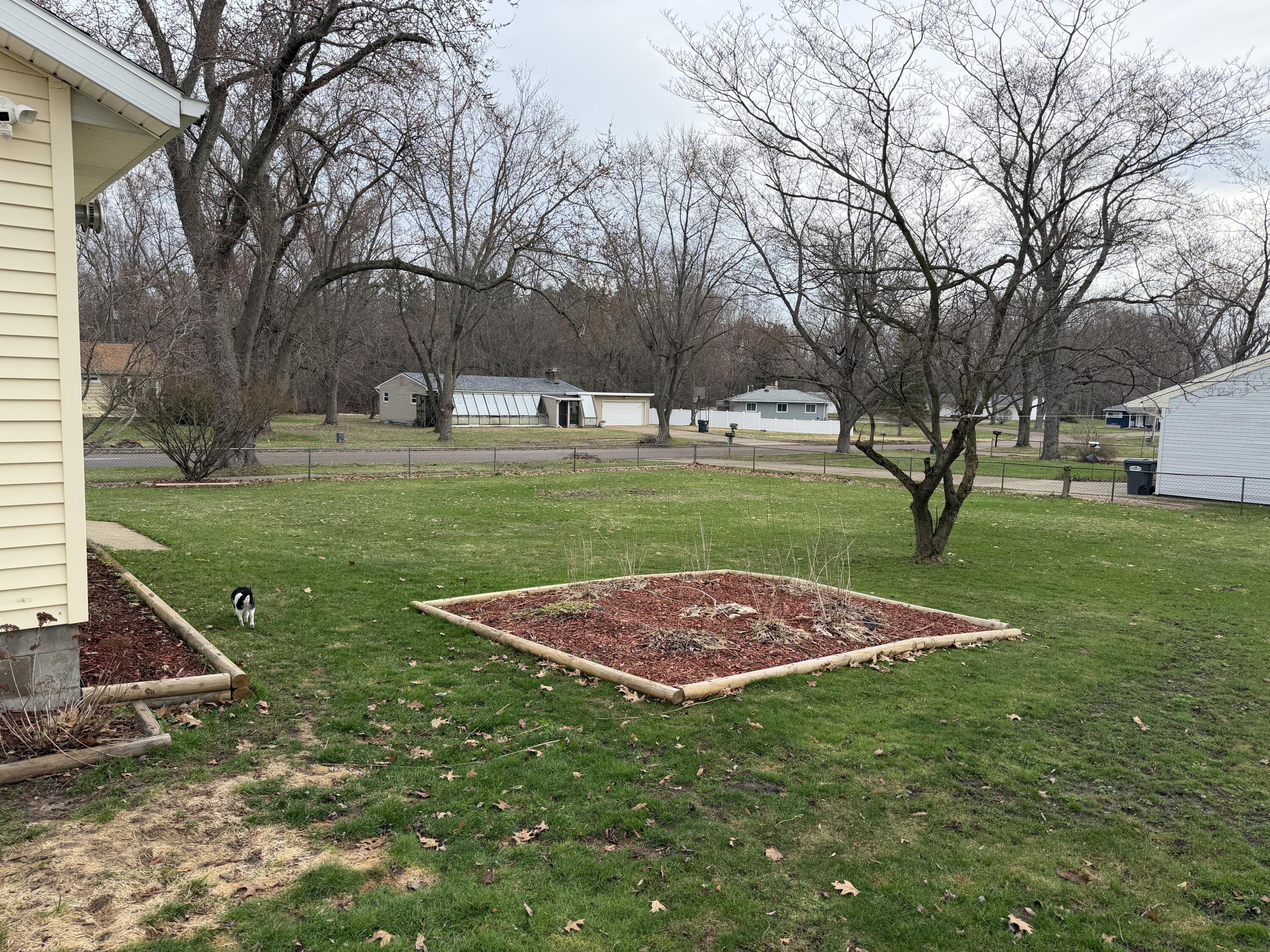 Undisclosed Address Gobles, MI 49055 - Photo 16 of 38 flower Garden