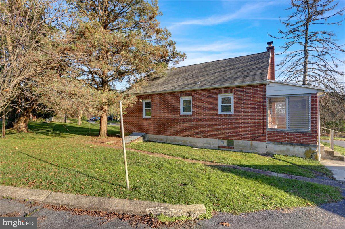 1815 Frush Valley Road Temple, PA 19560 - Photo 3 of 23 Gallery Image 3