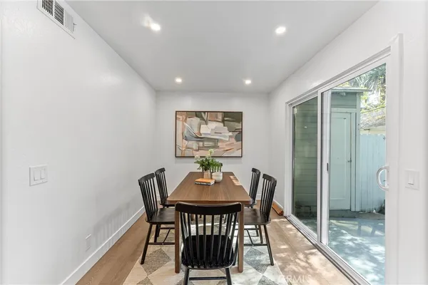 $899,000 | 619 North Wilson Avenue, Unit B, Pasadena, CA 91106