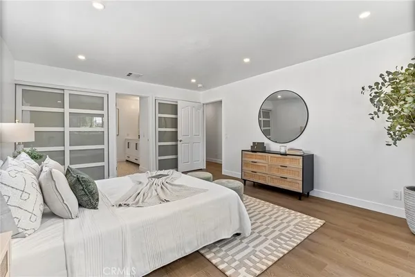 $899,000 | 619 North Wilson Avenue, Unit B, Pasadena, CA 91106