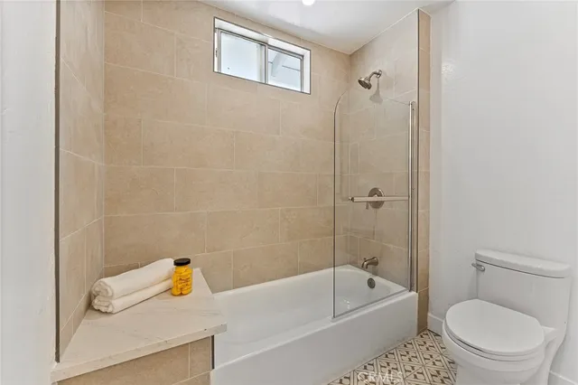 $980,500 | 619 North Wilson Avenue, Unit B, Pasadena, CA 91106