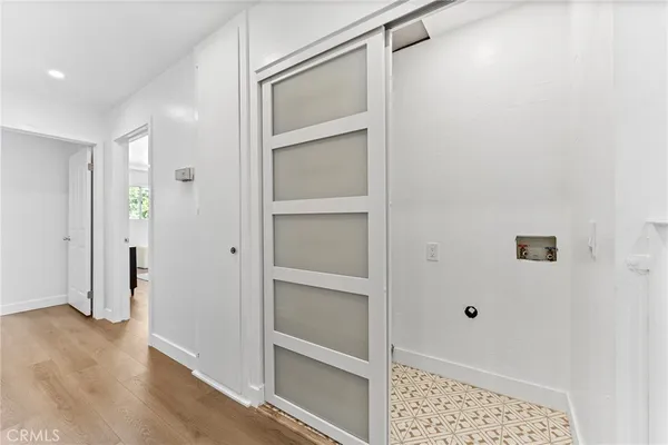 $899,000 | 619 North Wilson Avenue, Unit B, Pasadena, CA 91106