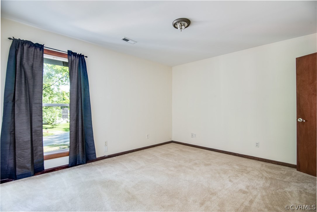 15808 Tri Gate Road Chester, VA 23831 - Photo 11 of 25