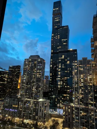 $2,100 | 400 East Randolph Street, Unit 2812, Chicago, IL 60601