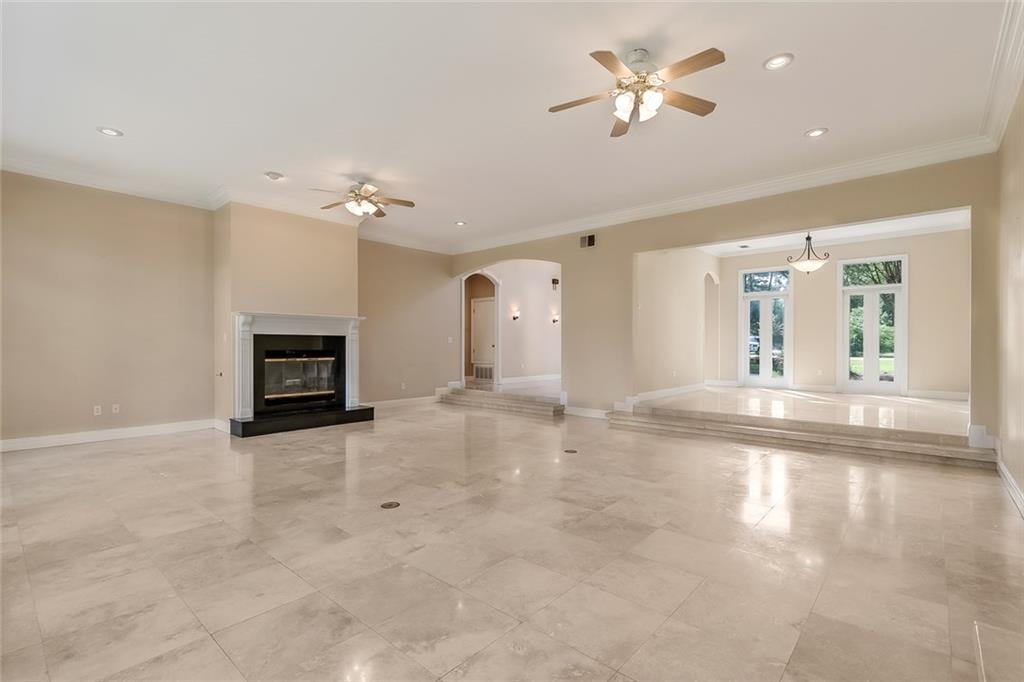128 East Ruelle Drive Mandeville, LA 70471 - Photo 7 of 30 Gallery Image 7