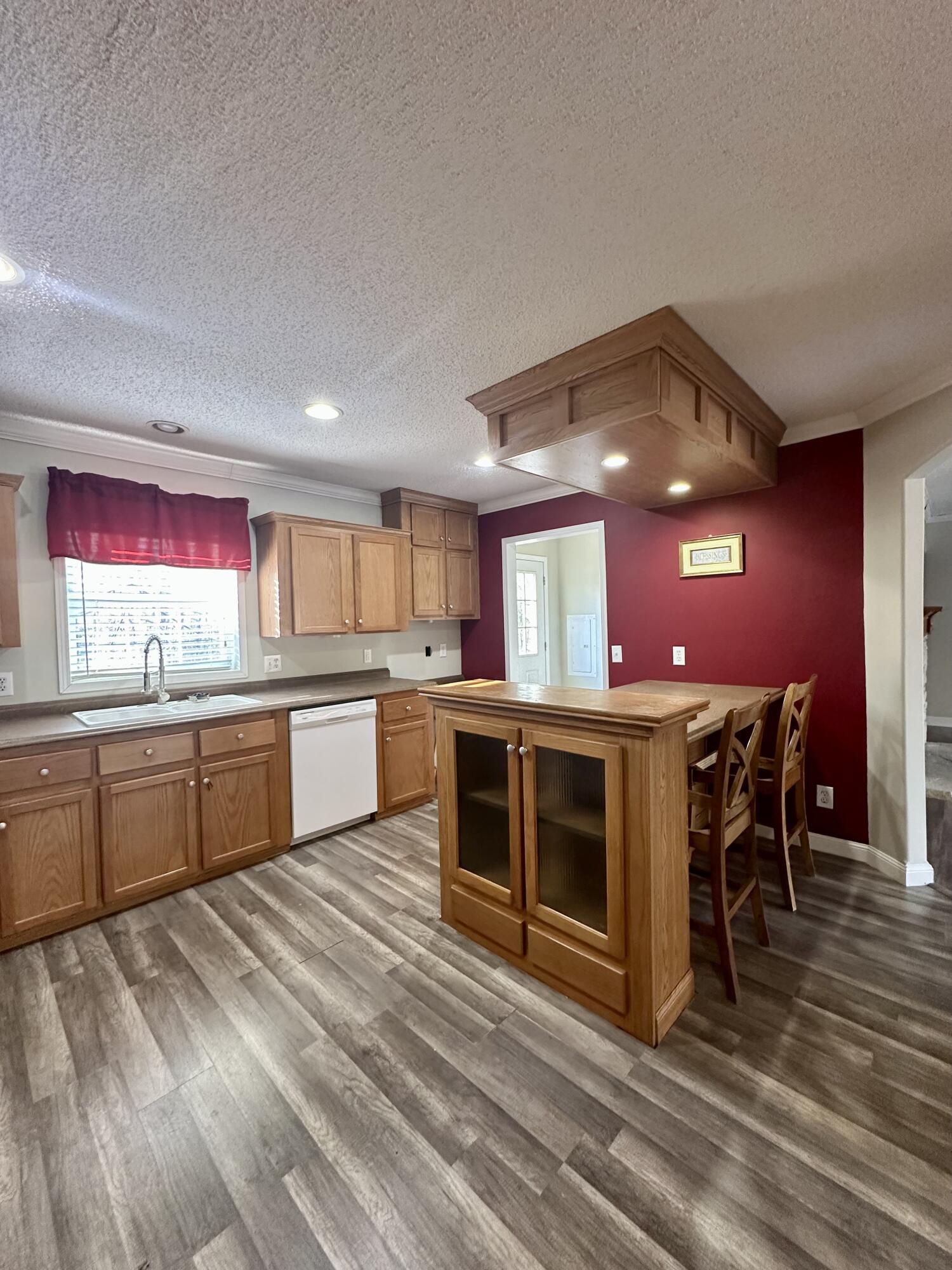 1312 Lewie Road Gilbert, SC 29054 - Photo 9 of 40