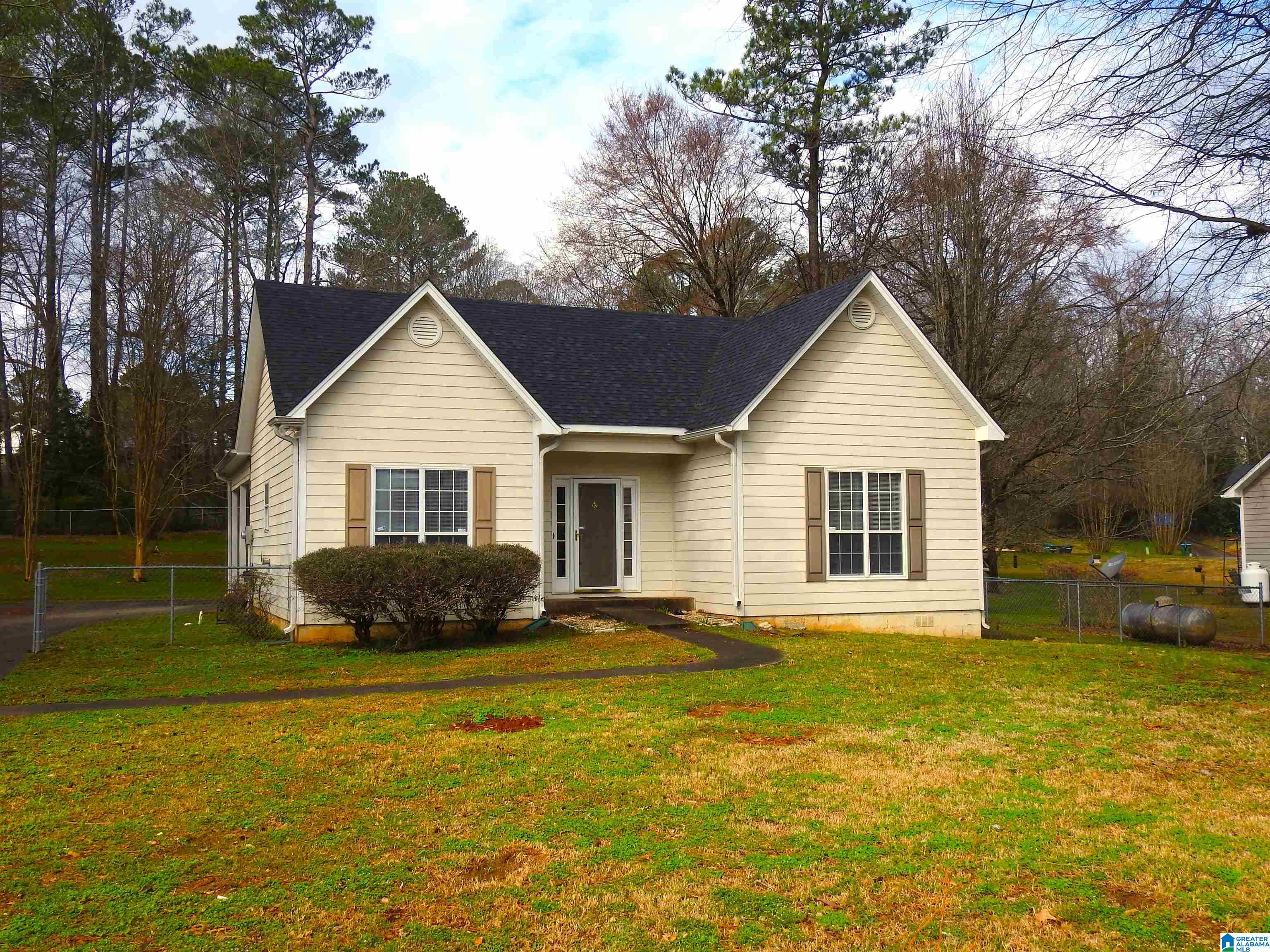 421 Comanche Street Montevallo, AL 35115 - Photo 2 of 4