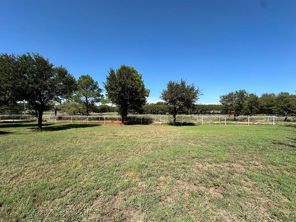 11552 Massey Road Pilot Point, TX 76258 - Photo 34 of 38 a view of a green field